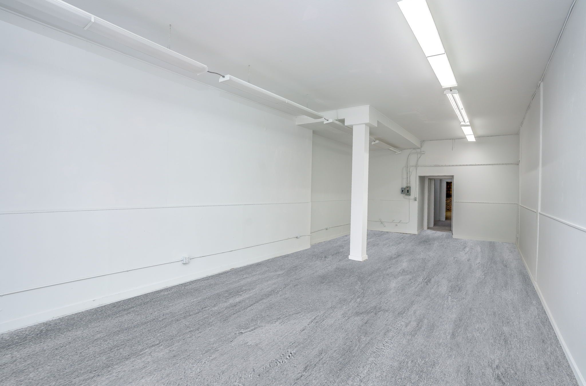 Lease/Commercial/Retail